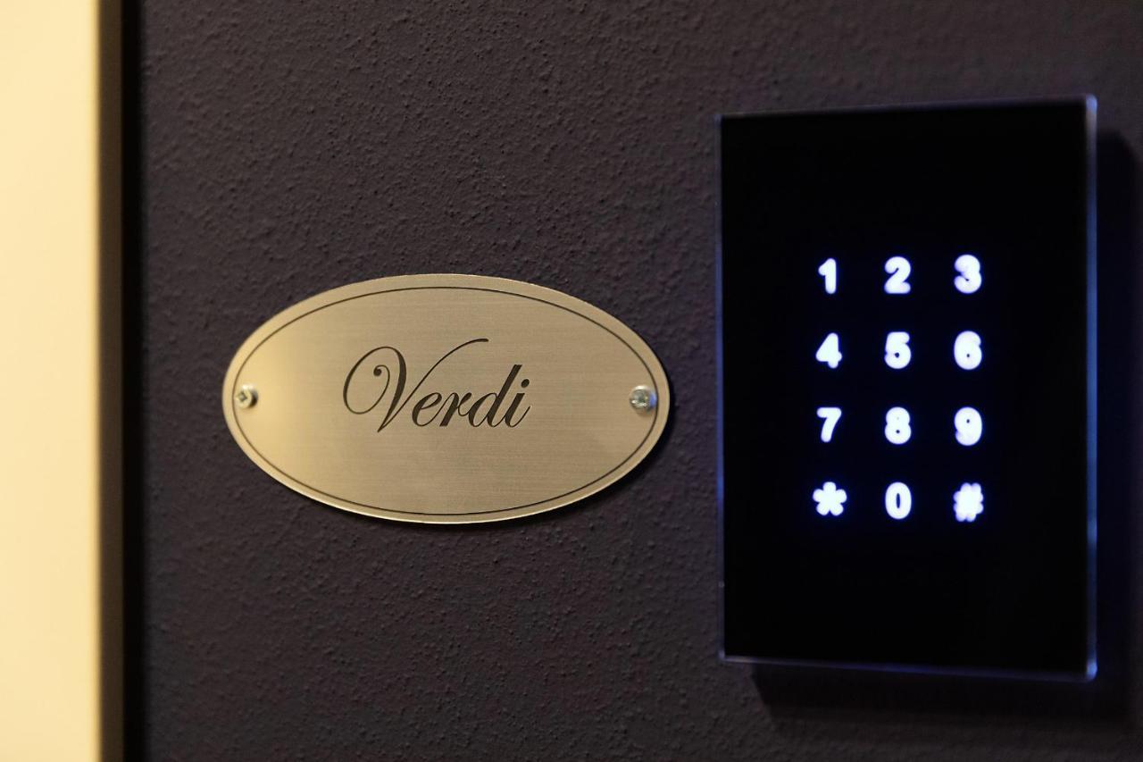 פארמה Palazzo Liberati Apartments מראה חיצוני תמונה